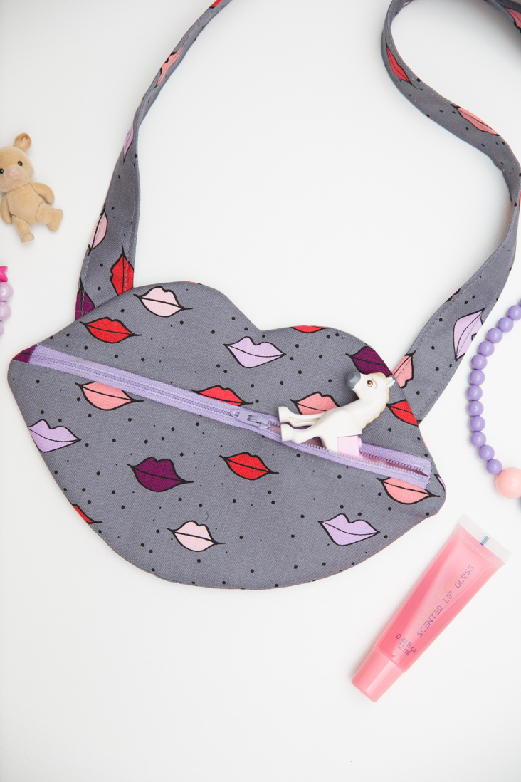 Free Lip Purse Pattern + Tutorial Sew Much Ado