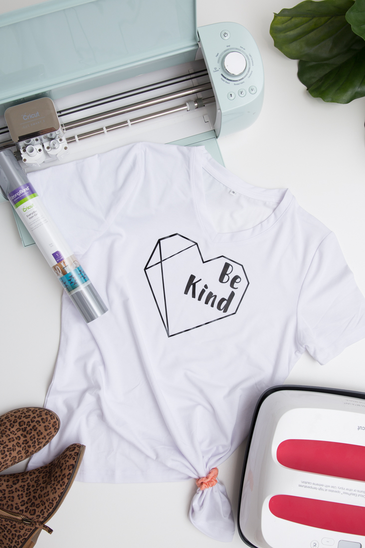 t shirt made with cricut